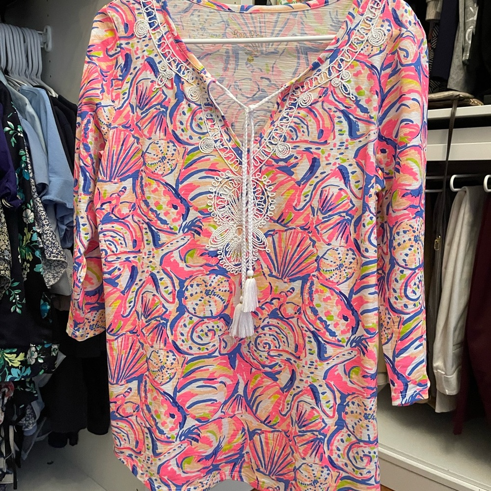 Lilly Pulitzer Holly Top “Shell of a Time”